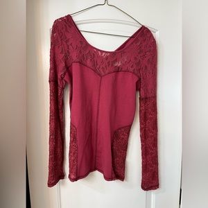 Free people sweet thing top. Used like new condition. Such a beautiful shirt!